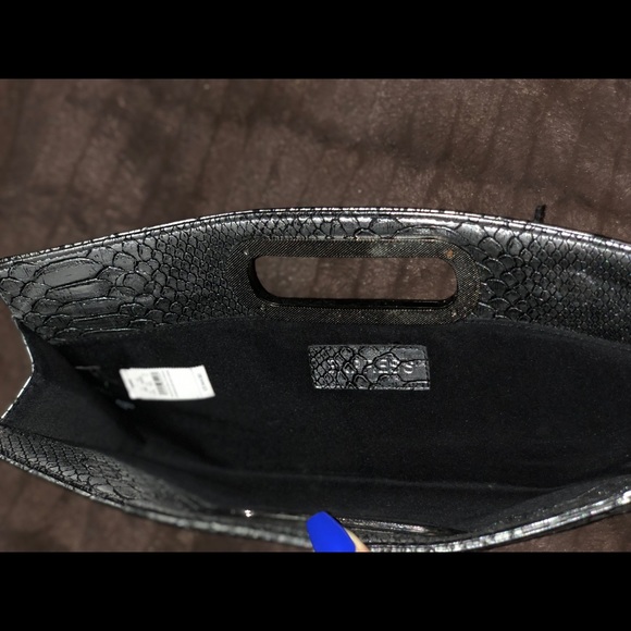 Express Clutch - Picture 2 of 2